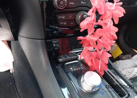 2021 Chrysler 300 300S z USA, uszkodzony, nr VIN 2C3CCABG0MH541253